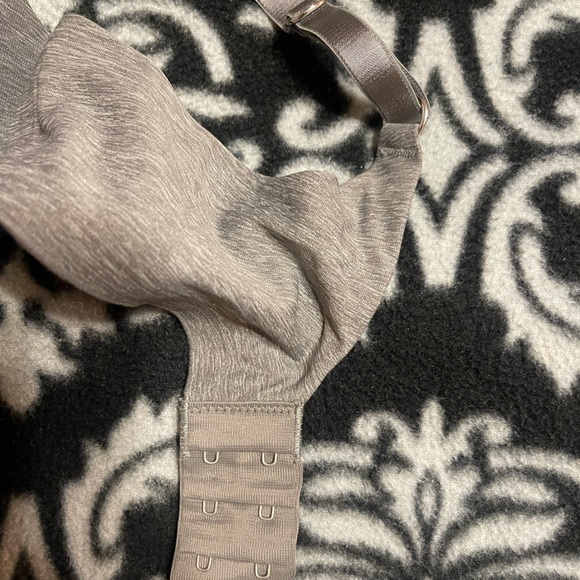 🟢Aerie 36C Gray Bra - Picture 2 of 7
